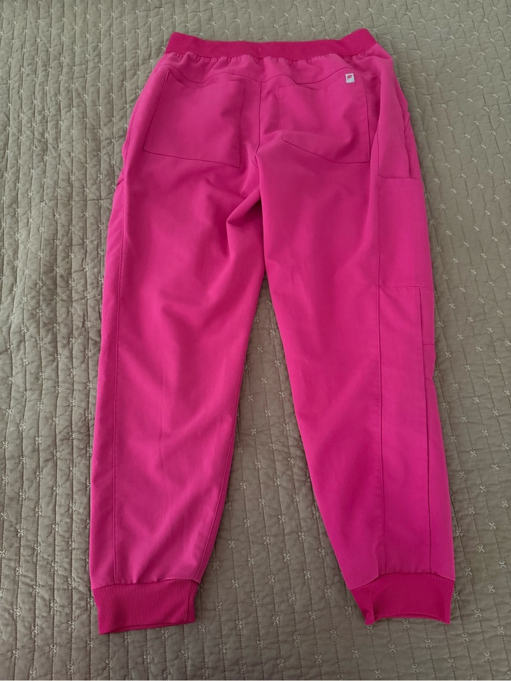 Fabletics Fuchsia Scrub Set - Picture 6 of 6